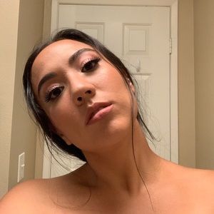 Meet your Posher, Kassandra